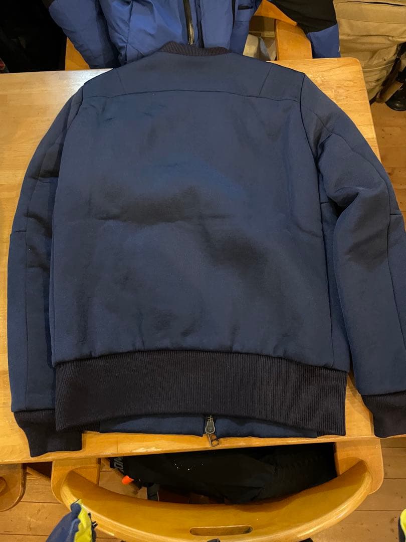 BRUNABOINE ネイビー ジャンパー サイズ2　ブルーナリボン