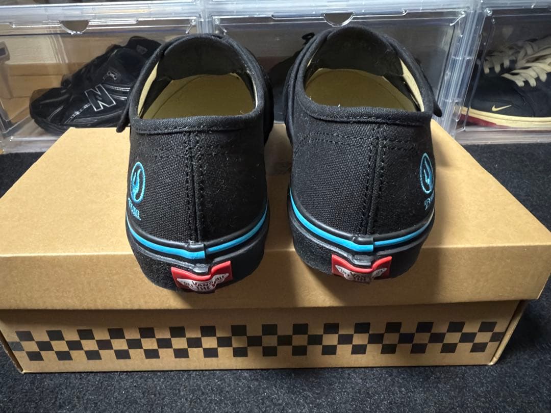 RollerMagazine×VansAuthentic ANTI-NORMAL
