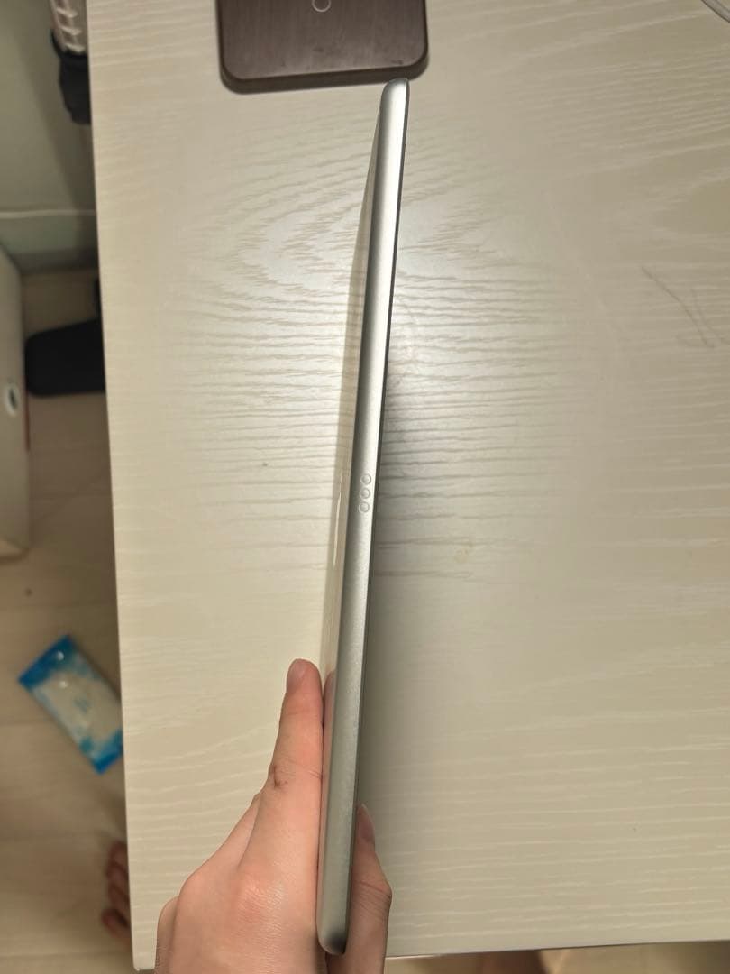 iPad 第9世代（64GB / Wi-Fi）美品