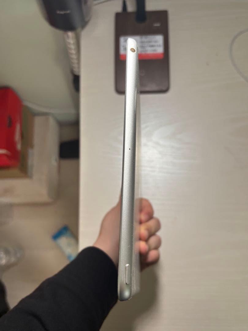 iPad 第9世代（64GB / Wi-Fi）美品