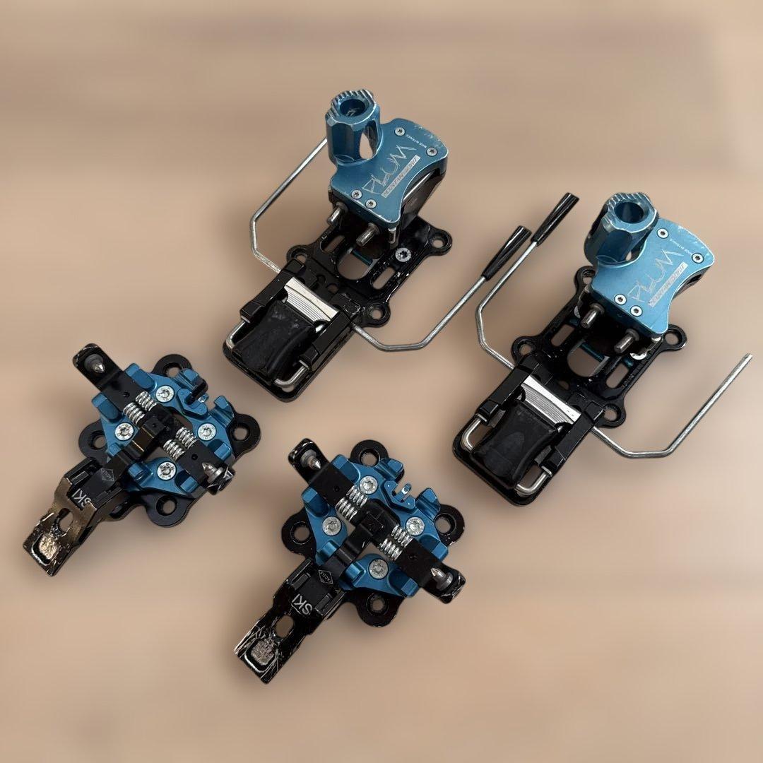 plum スキーツアービンディング