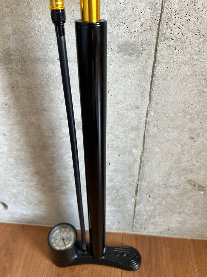 LEZYNE TRAVEL FLOOR DRIVE フロアポンプ