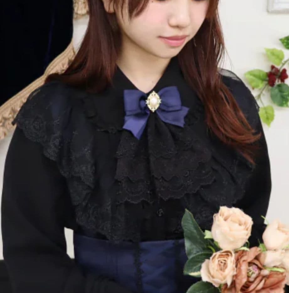 アマベル、Rosette DoIIミドルスカート＆ブラウス