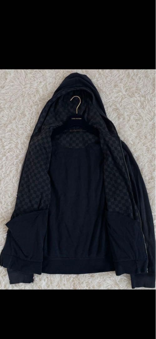 koo mansoryさま　専用 ルイヴィトン　パーカー　エンボス　ダミエ