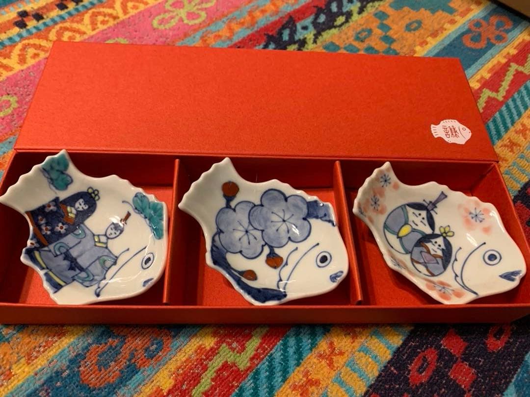 梶謙製磁社 招福鯛 雛人形 雛祭り 鯛皿 豆皿 小皿 魚型陶器小皿3枚セット