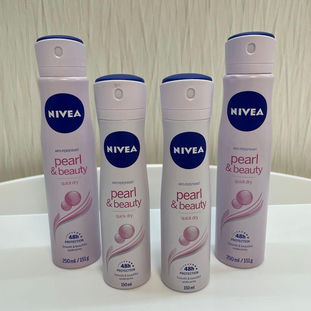 ふくふくニベア　制汗スプレー