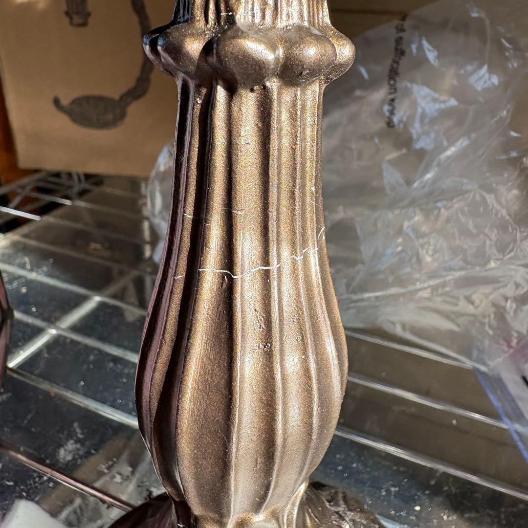 ステンドランプ 新品未使用難あり　ピンク系　バラ　薔薇　卓上　スタンド　ライト