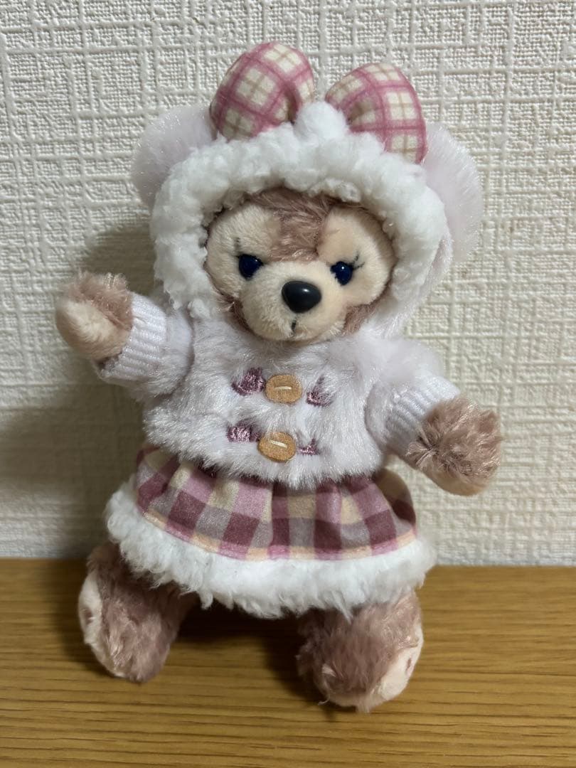 ウィンターホリデー ぬいぐるみバッジ 2019 ダッフィー シェリーメイ　#1