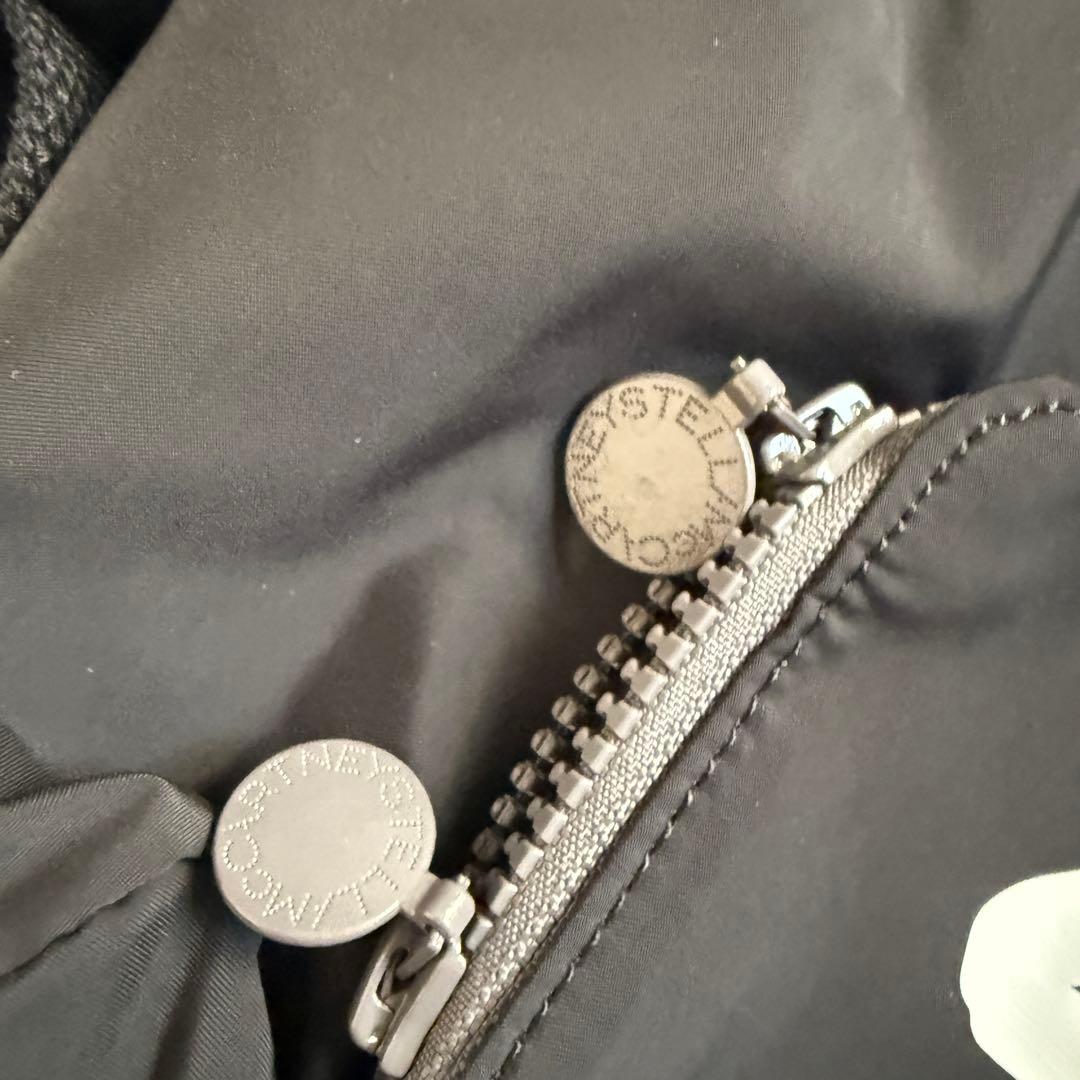 ステラマッカートニー　キッズ　リュック　ロゴ