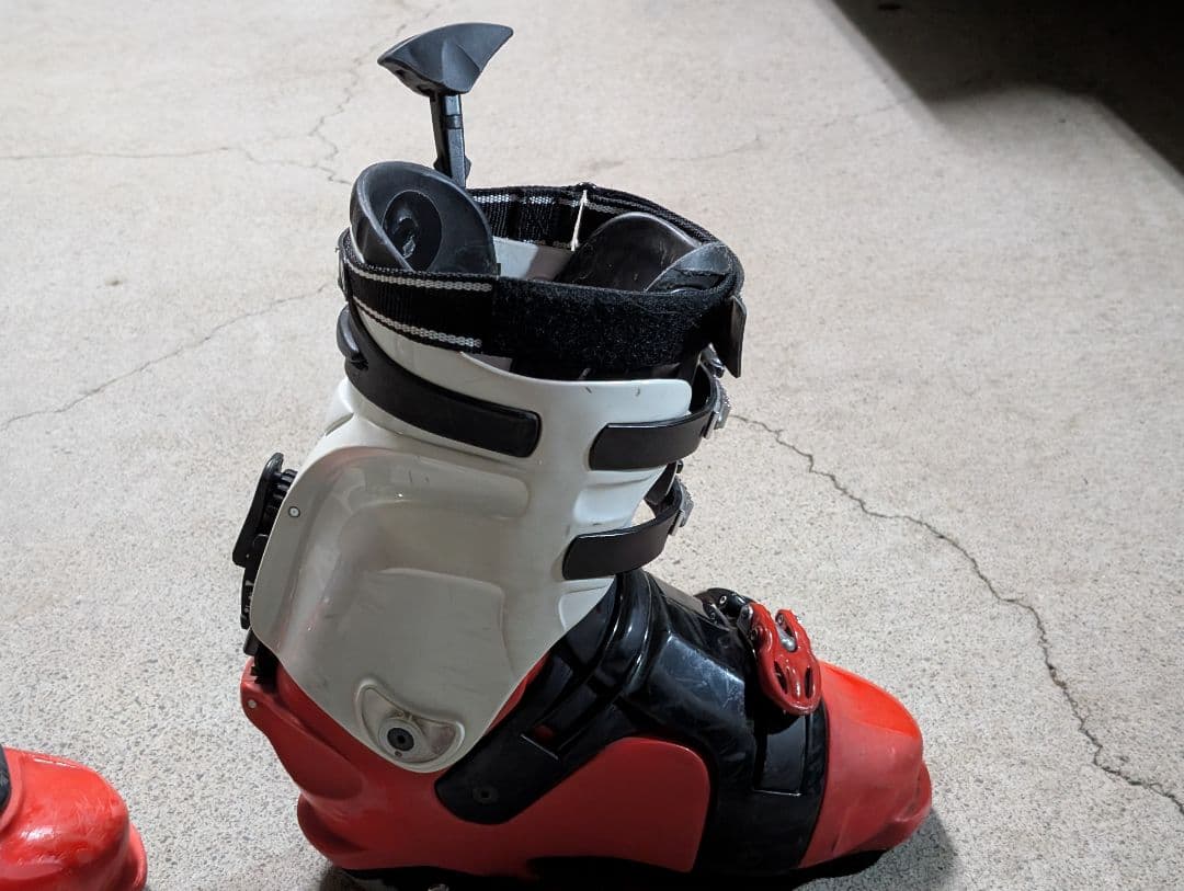 DEELUXE track700 アルペンブーツ INTECワイヤー付