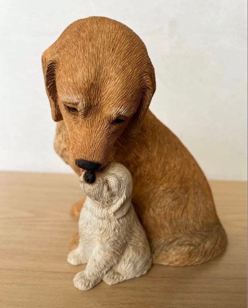 【新品】 サンドラ・ブルー ゴールデンレトリバーの置物(大)