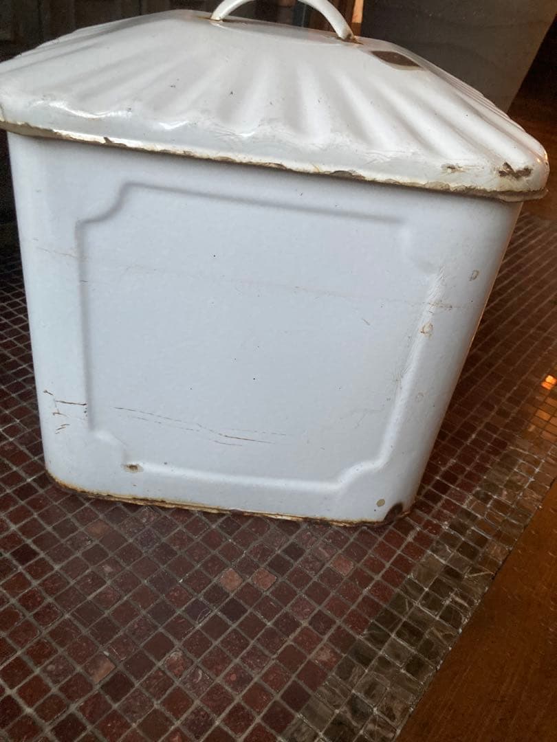 琺瑯ブレッドボックス　★アンティーク