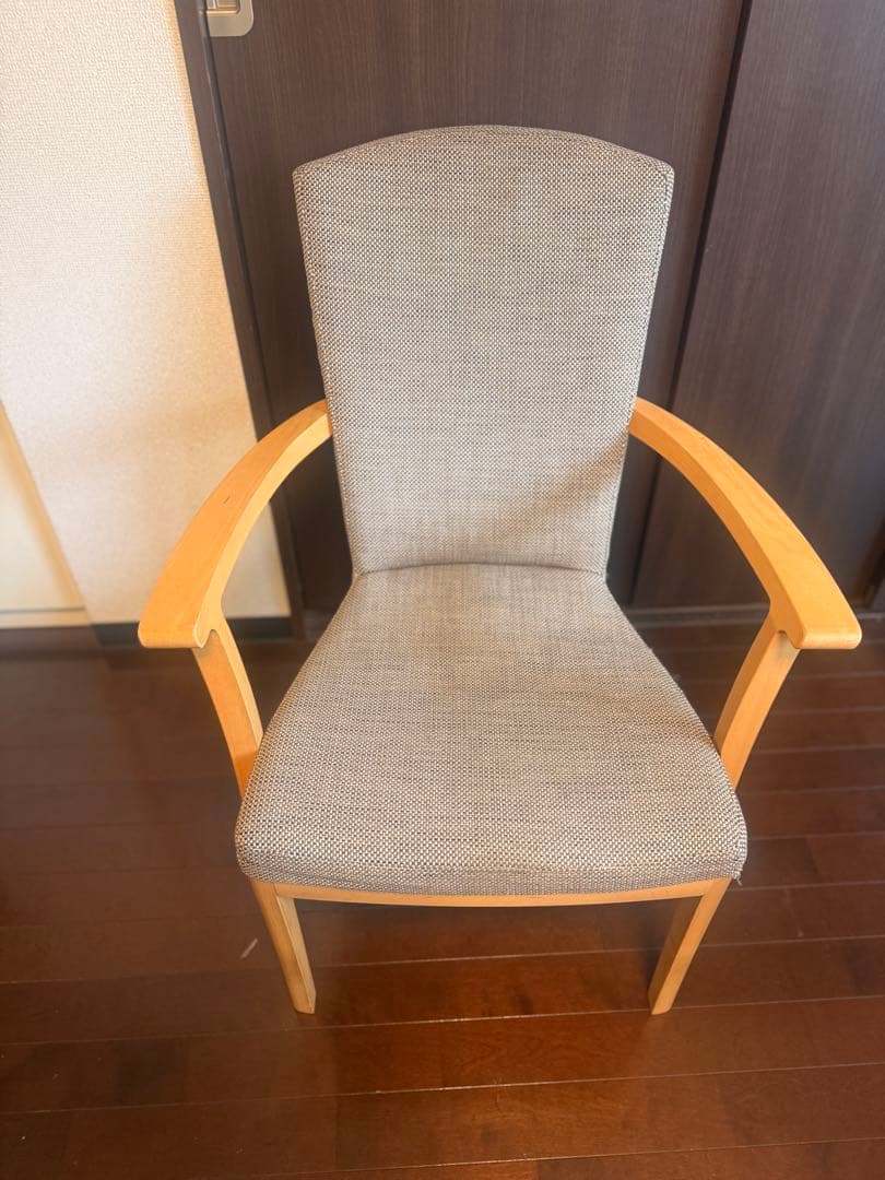 手渡し限定【カリモク】ダイニングチェア２脚セット