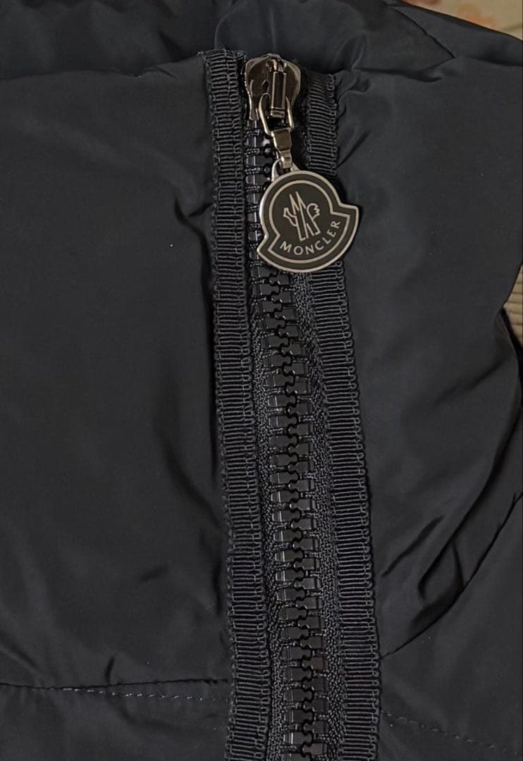 モンクレール MONCLER ジェルボワーズ