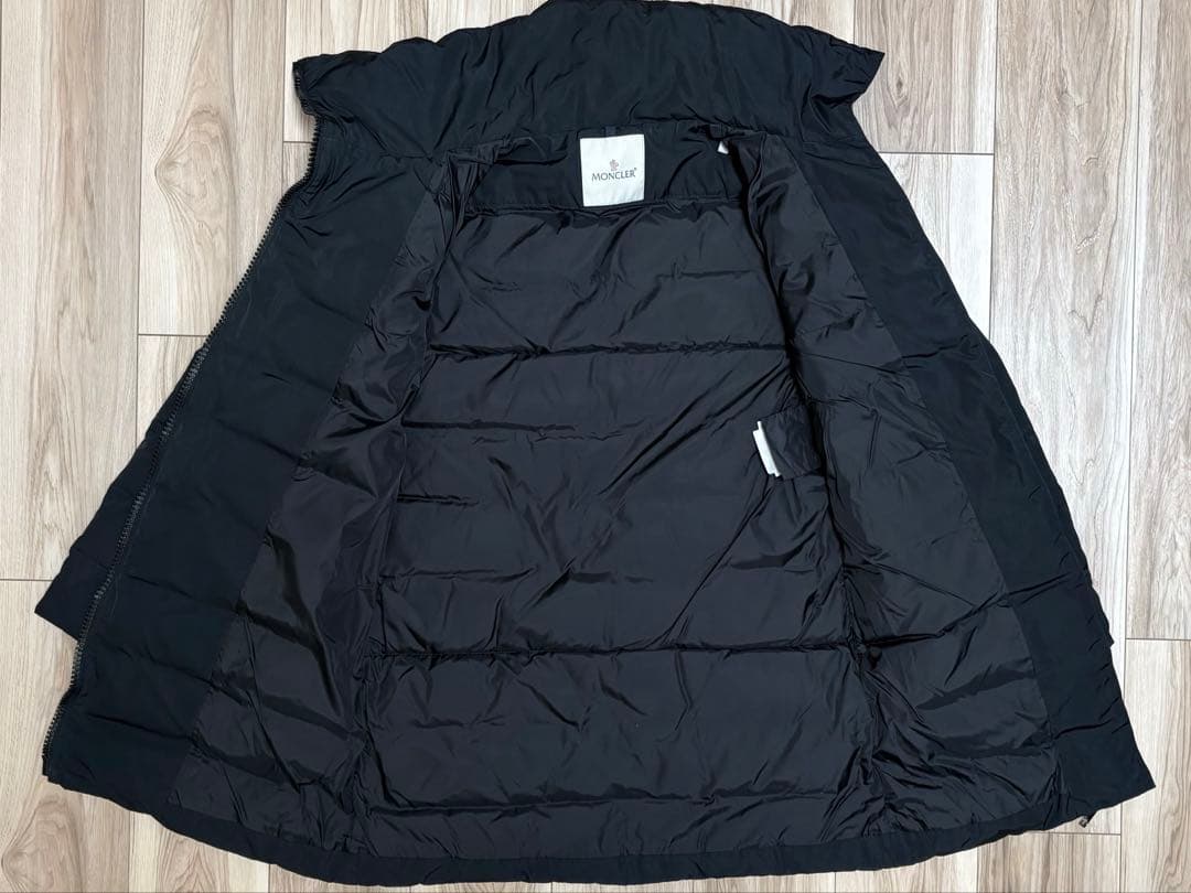 モンクレール MONCLER ジェルボワーズ