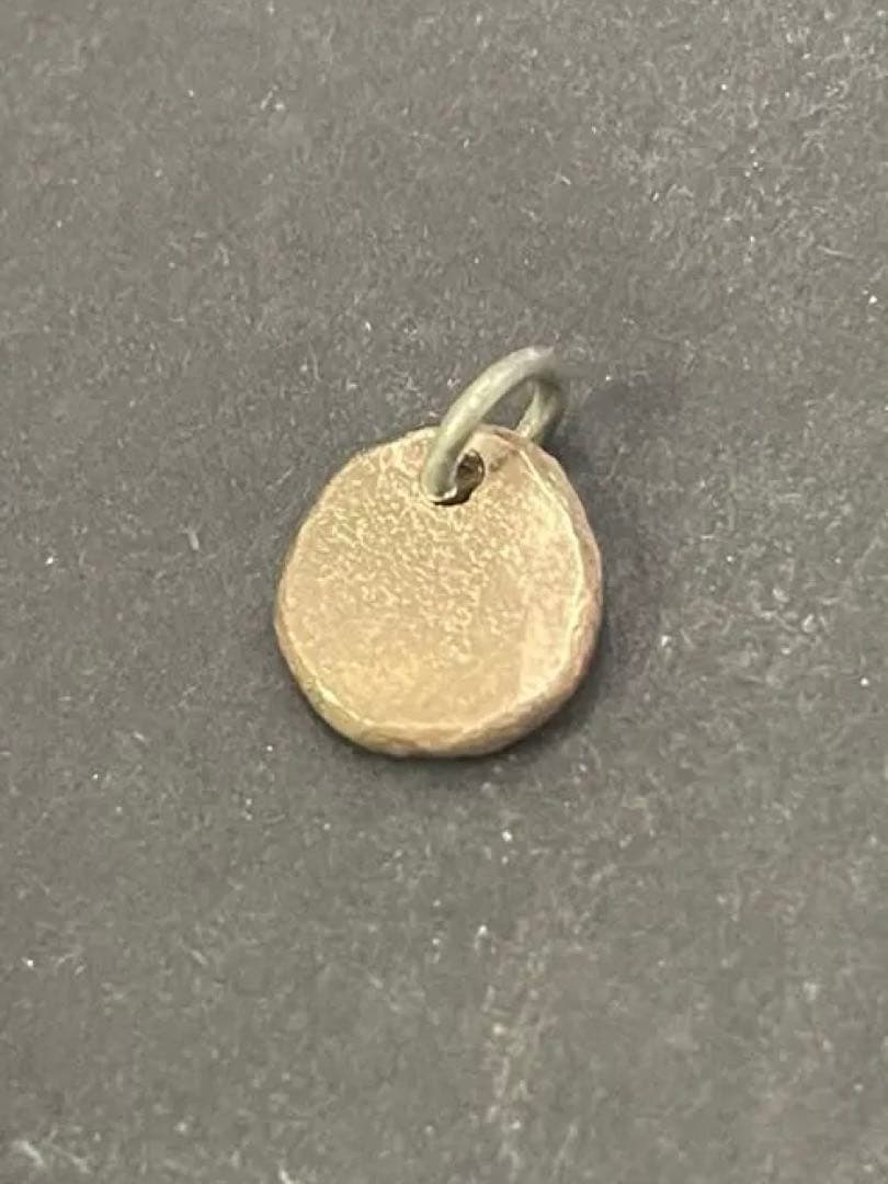 K18刻印　叩きメタル　ペンダントトップ　ネックレス　2.19g