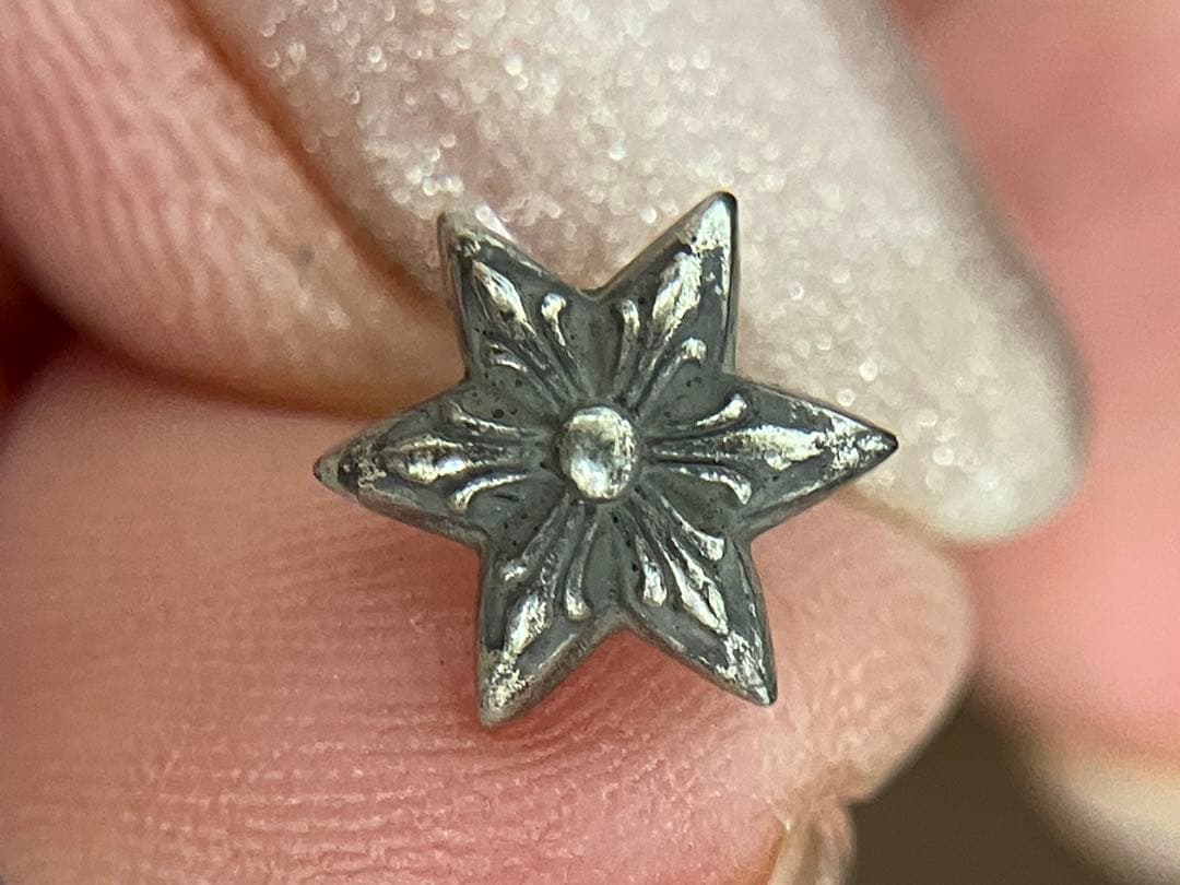 V*W様 CHROME HEARTS スタースタッド