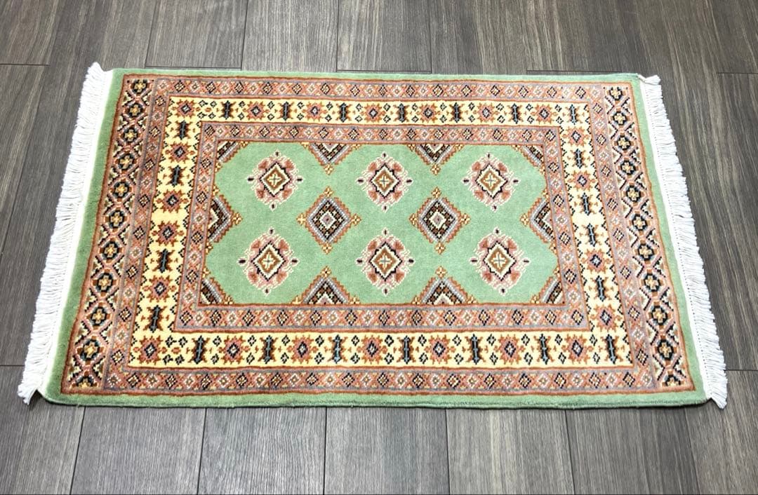 99x65cmパキスタン手織り絨毯ライトグリーンの色合い玄関マット