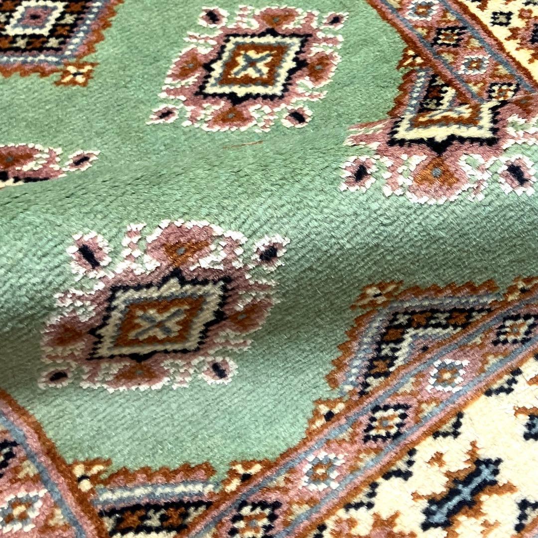 99x65cmパキスタン手織り絨毯ライトグリーンの色合い玄関マット