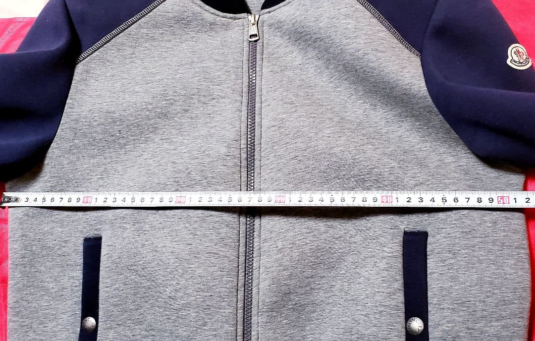 ＊くるみ＊　モンクレール　ブルゾン ジャンパー　MONCLERハンガー付