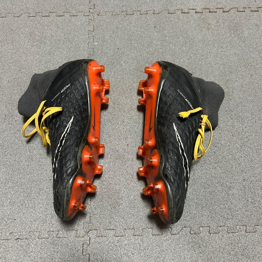 Nike サッカーシューズ ブラック/オレンジ