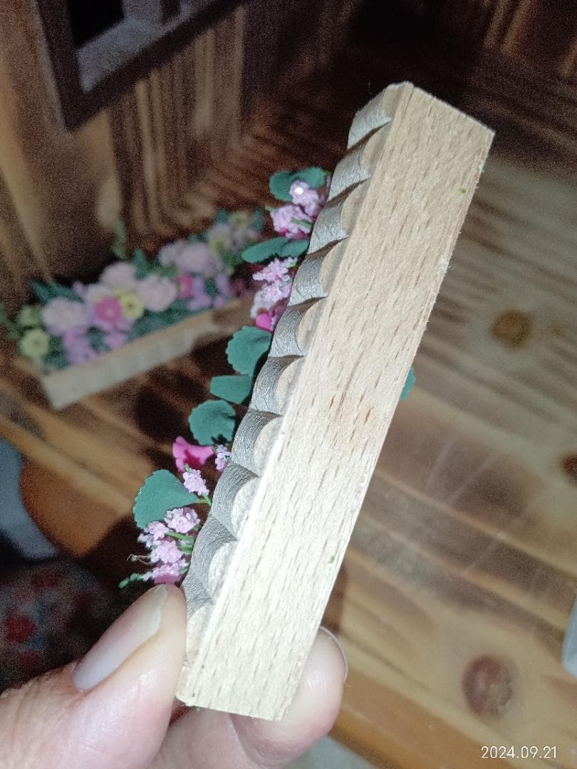 ミニチュア　花壇の花