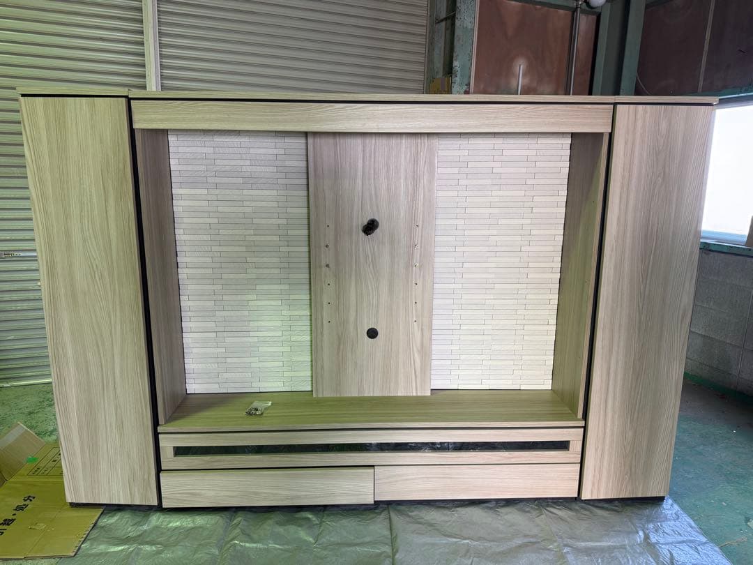 テレビボード　大型