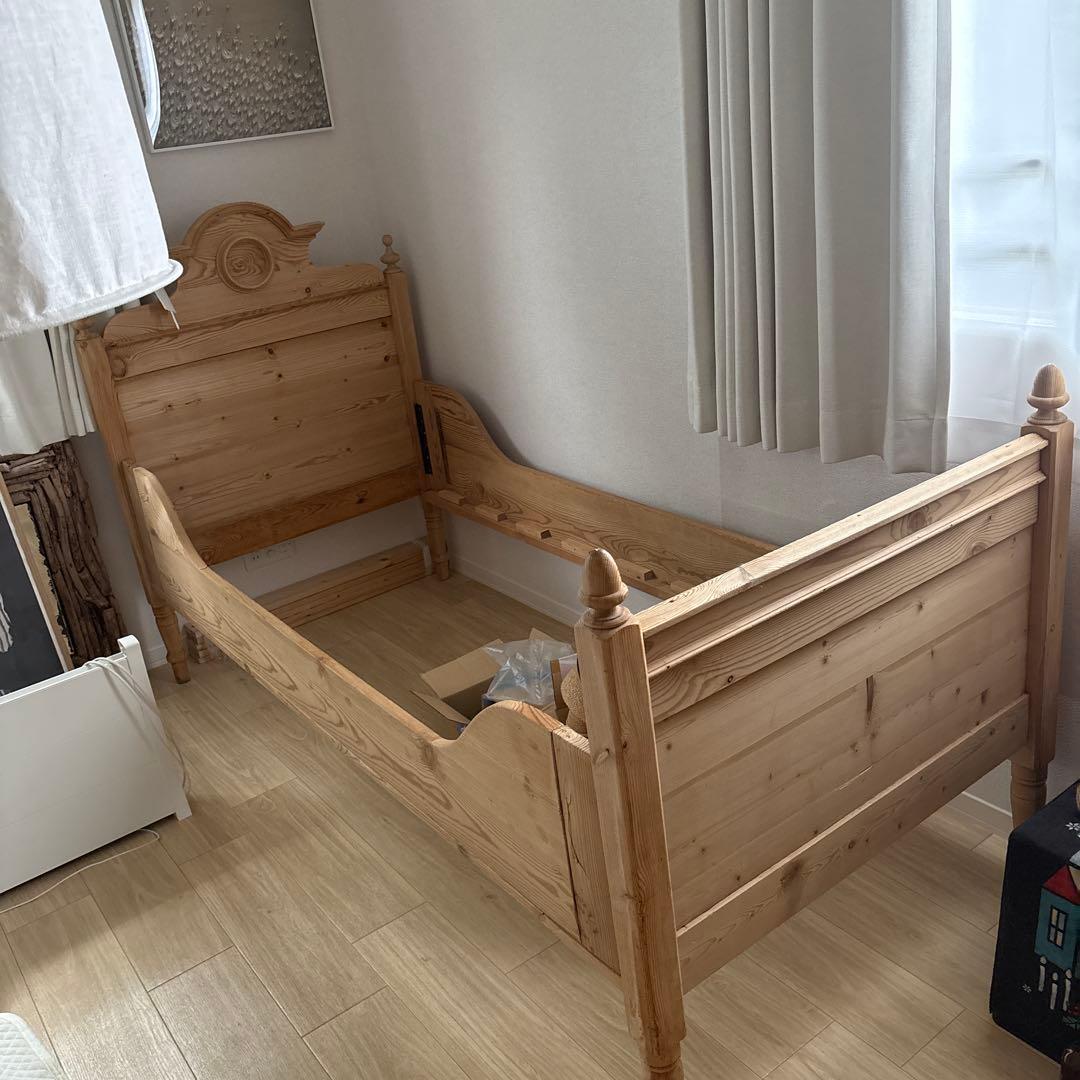 【natural】フランスアンティーク店購入。 デイベット、ベット、ソファ