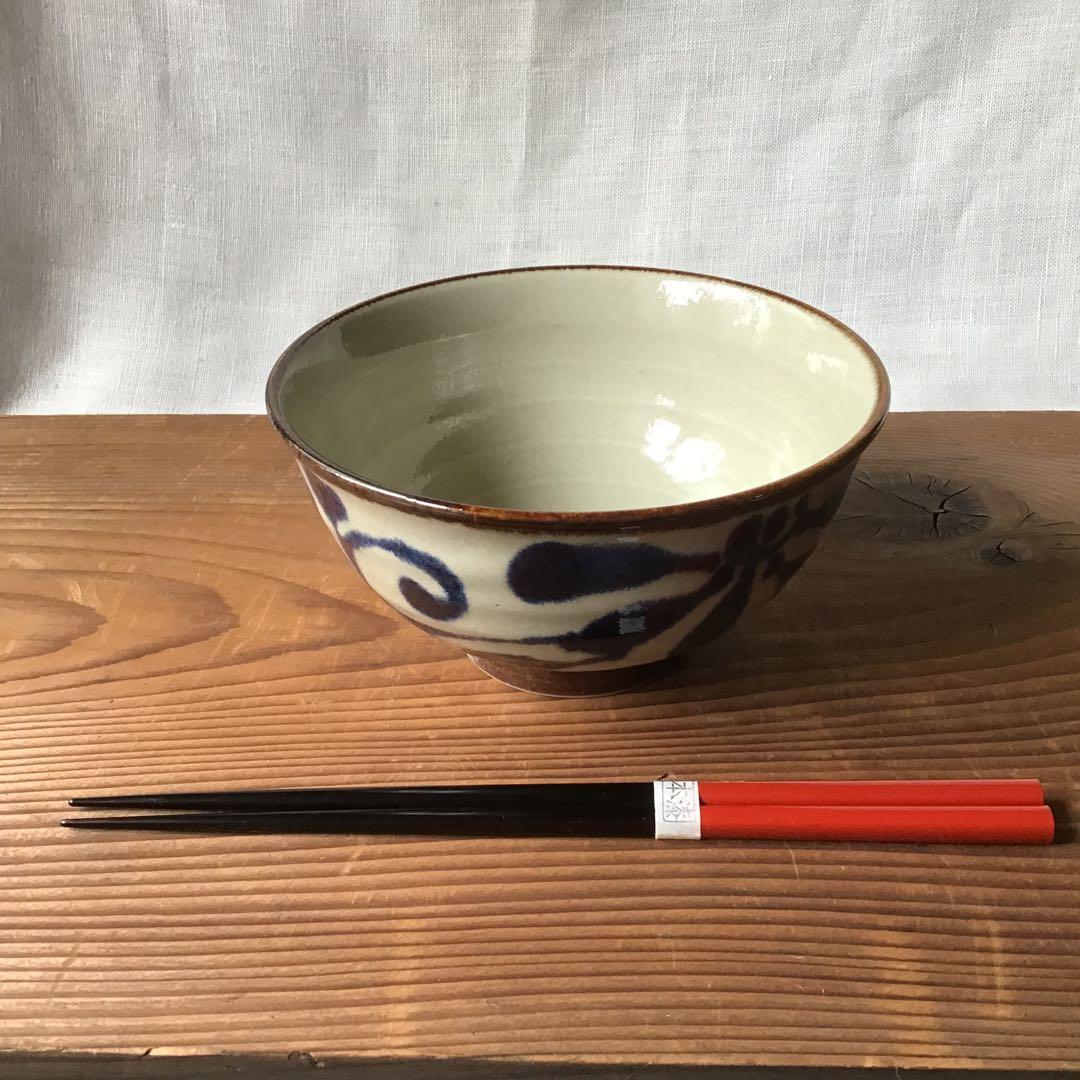 ☘️merci☘️です。新品美濃焼　琉球瑠璃唐草麺鉢　うどん丼10枚セット他