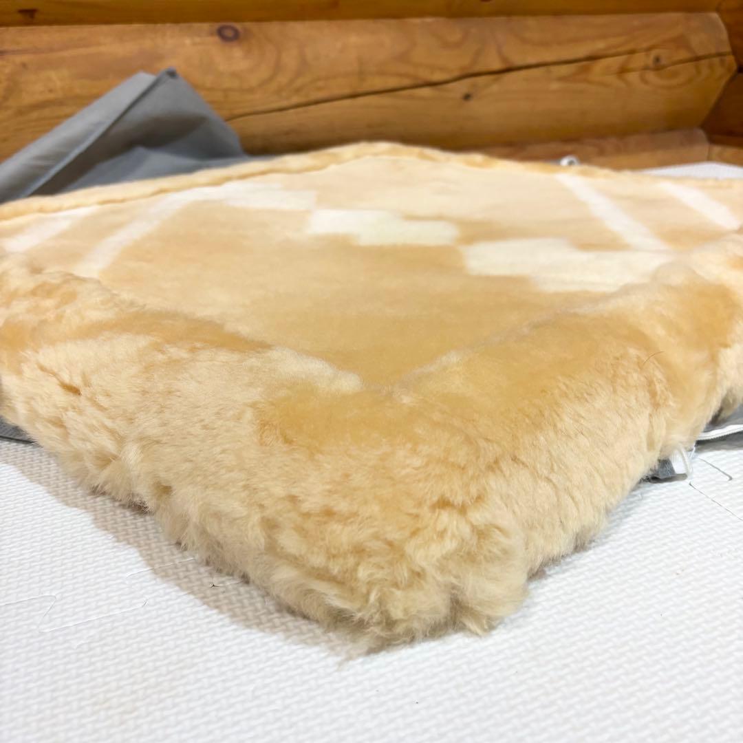 【美品】エクセルヒューマン ExcelHuman ムートン 座布団 2枚セット