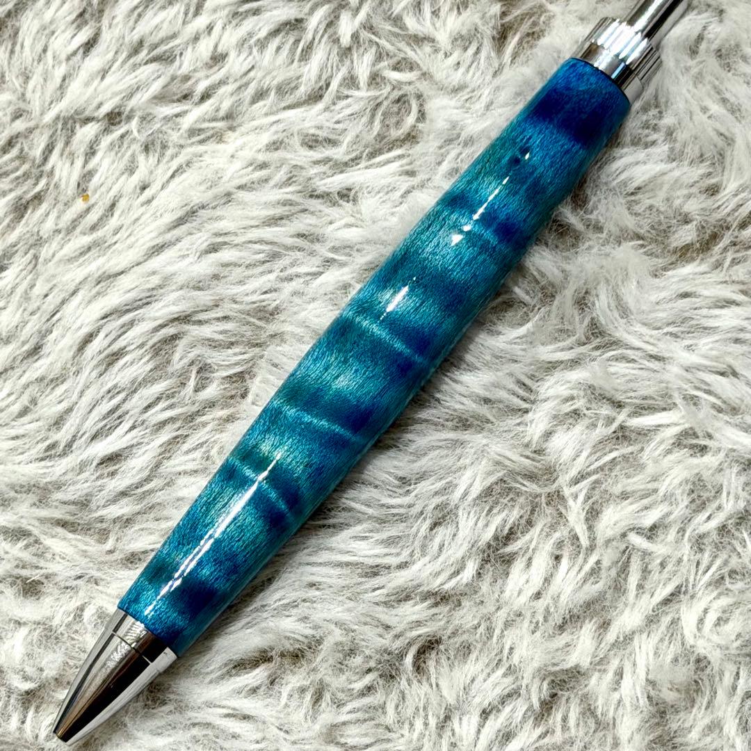 木軸ペン　ラッカー仕上げ　楽器　ギター　縮杢　キルテッドメイプル