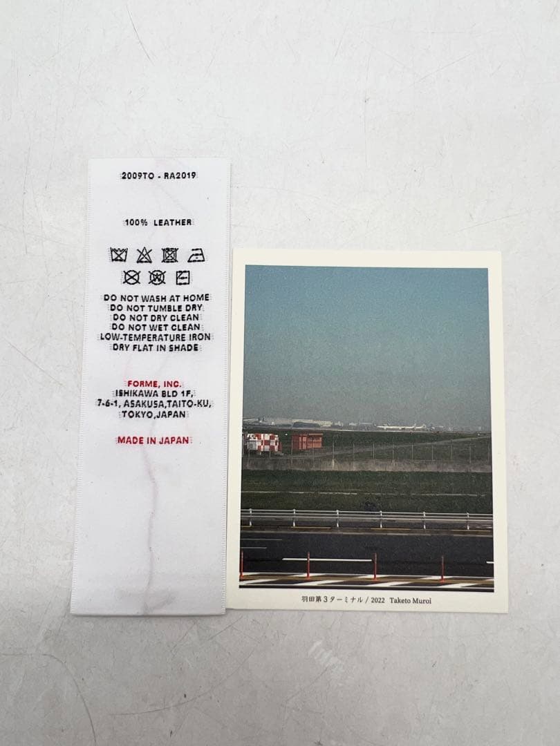 forme short wallet baby calfベイビーカーフ ブラック