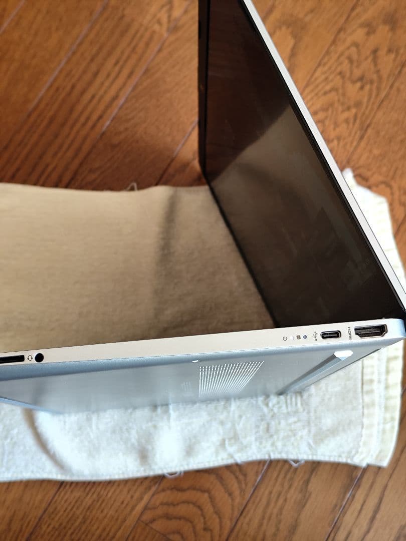 HP シルバー 15インチ 12世代 i5 16GB 512GB 美品♪