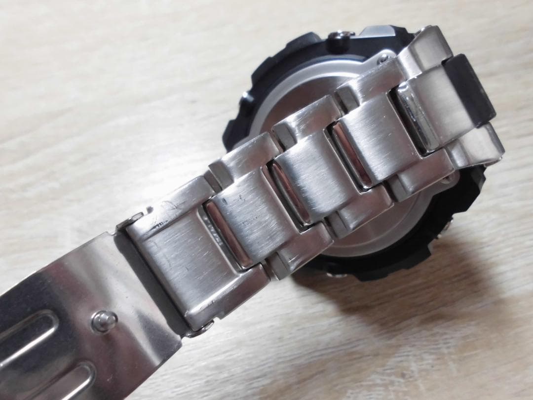 チョコカシオ ジーショック GST-W110D 電波ソーラー Gスチール