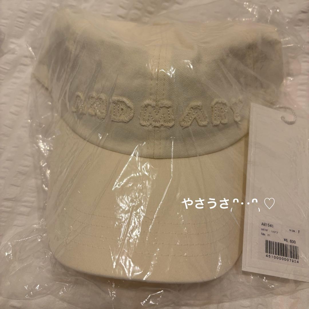 andmary ♡ Mary logo cap ivory