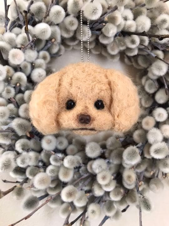 羊毛フェルト　トイプードル　キーホルダー