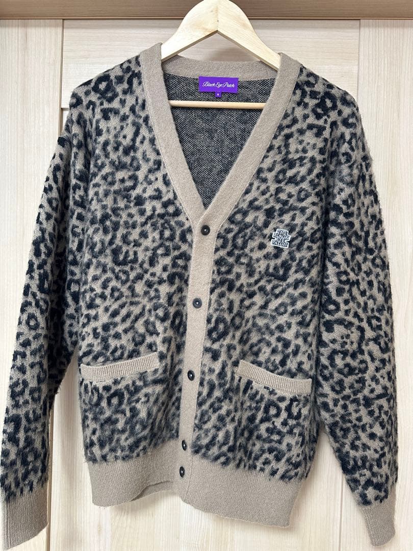 ブラックアイパッチ　カーディガン