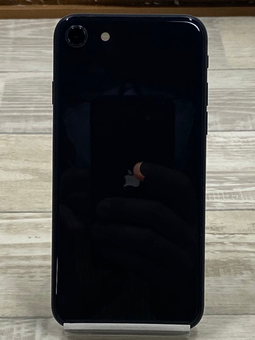 Apple iPhoneSE MHGT3J/A 128GB ブラック