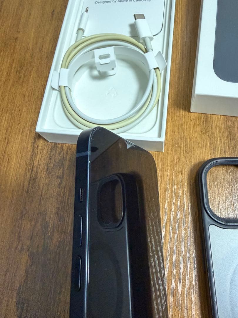 iPhone13 256GB ミッドナイトブラック　SIMフリー