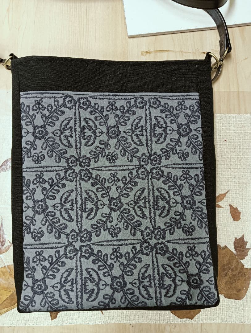 ミナペルホネンハンドメイドショルダーバッグ