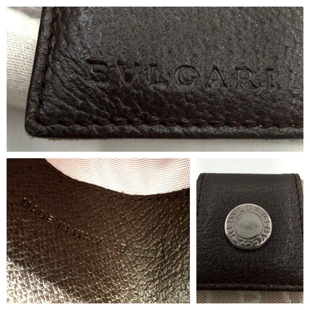 極美品　BVLGARI 二つ折り財布 ベージュ　ロゴマニア　ロゴ入り　イタリア製