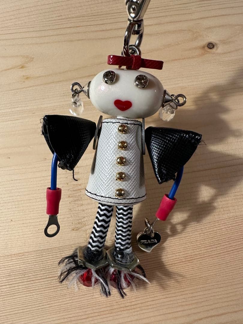 metoto PRADA プラダ ロボットキーホルダー チャーム
