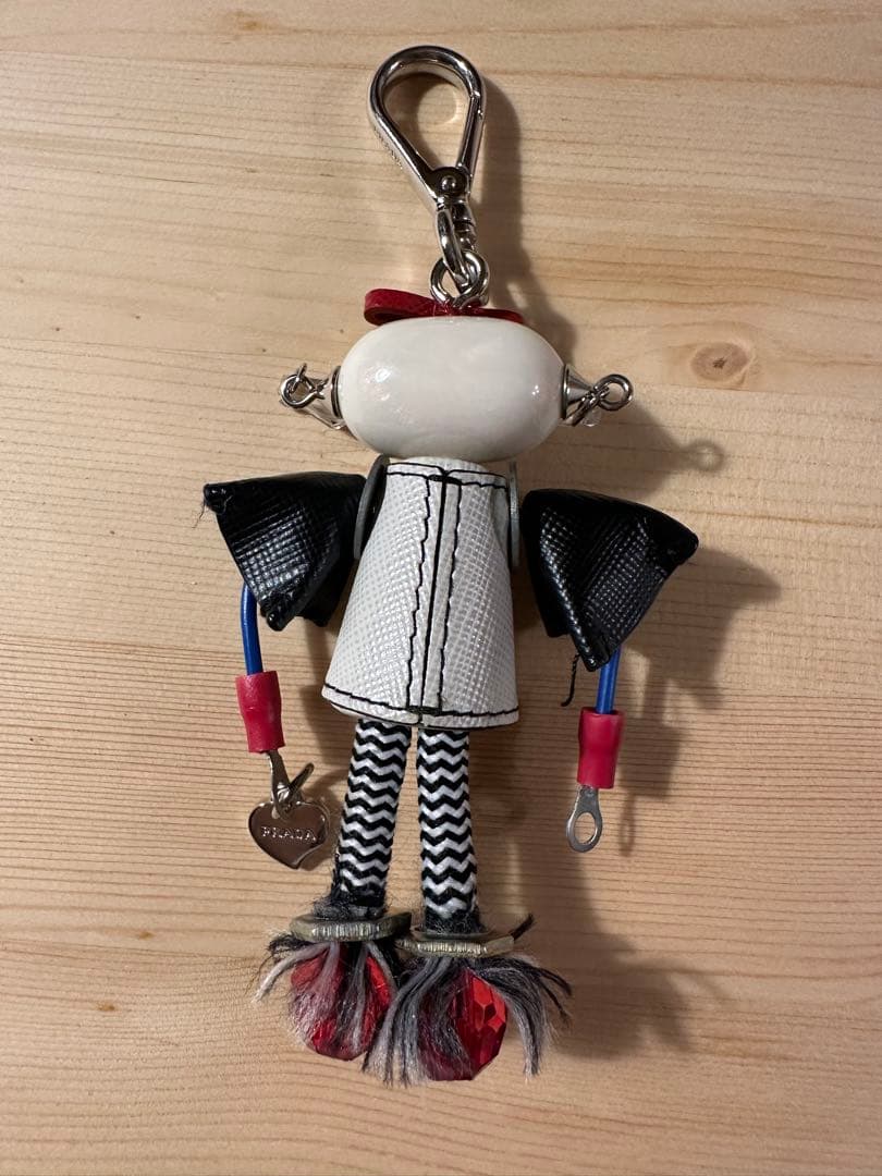 metoto PRADA プラダ ロボットキーホルダー チャーム