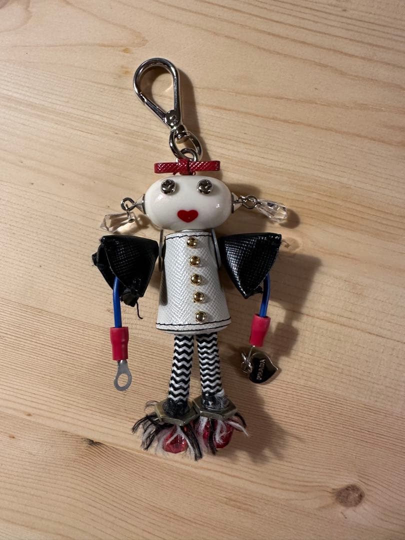 metoto PRADA プラダ ロボットキーホルダー チャーム