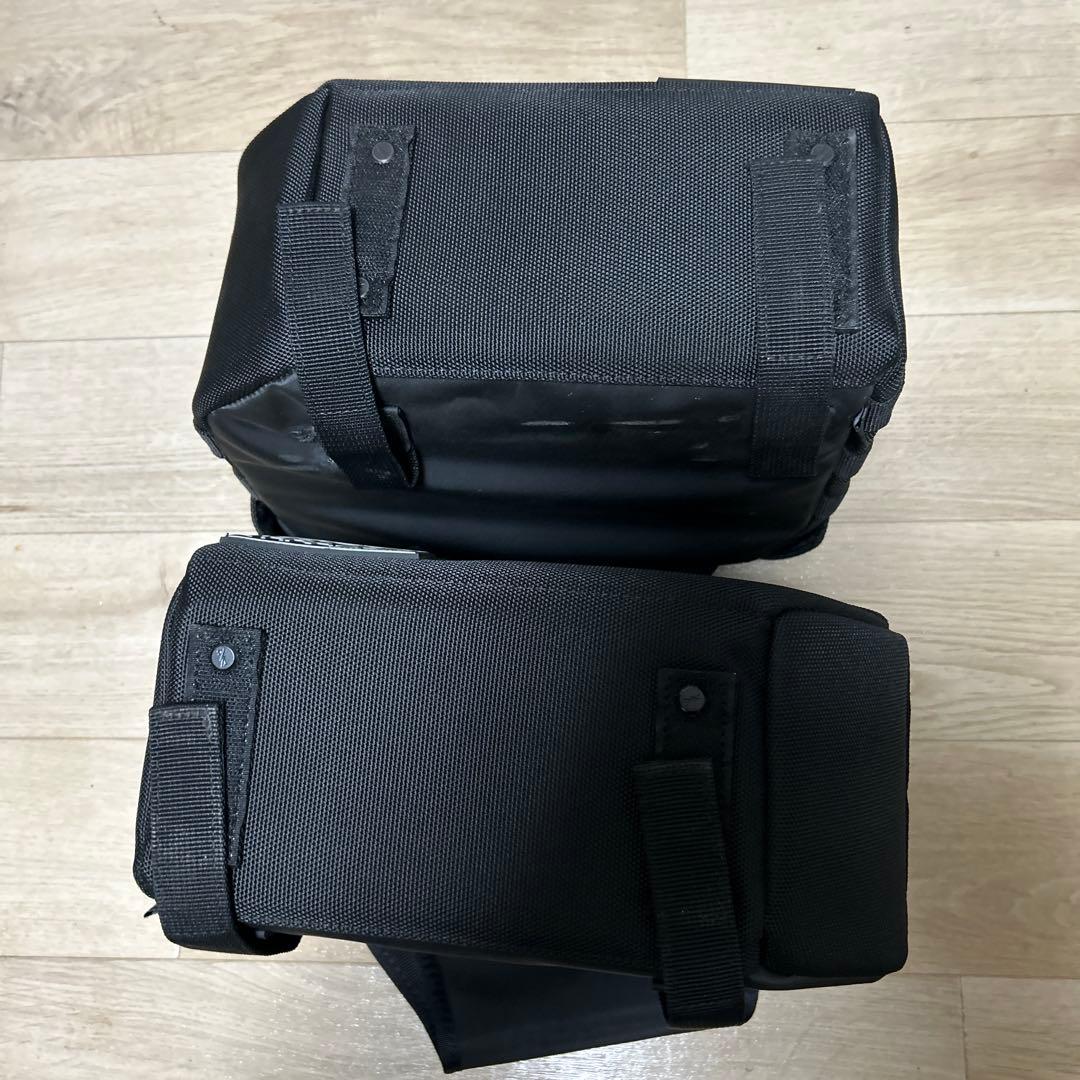 スラッシンサプライ　エッセンシャルサドルバック　マルチモールポーチ付き