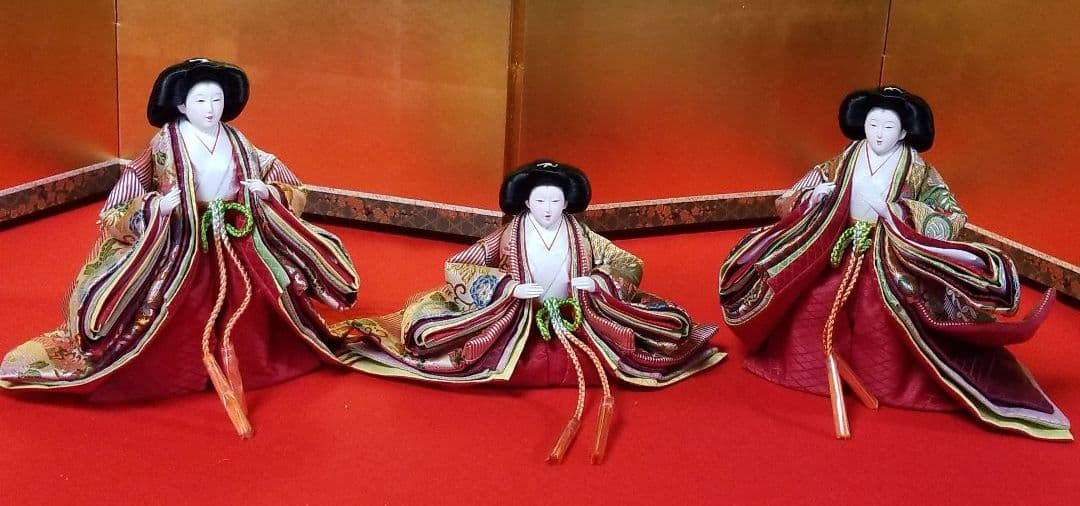 雛人形　三人官女　七宝柄