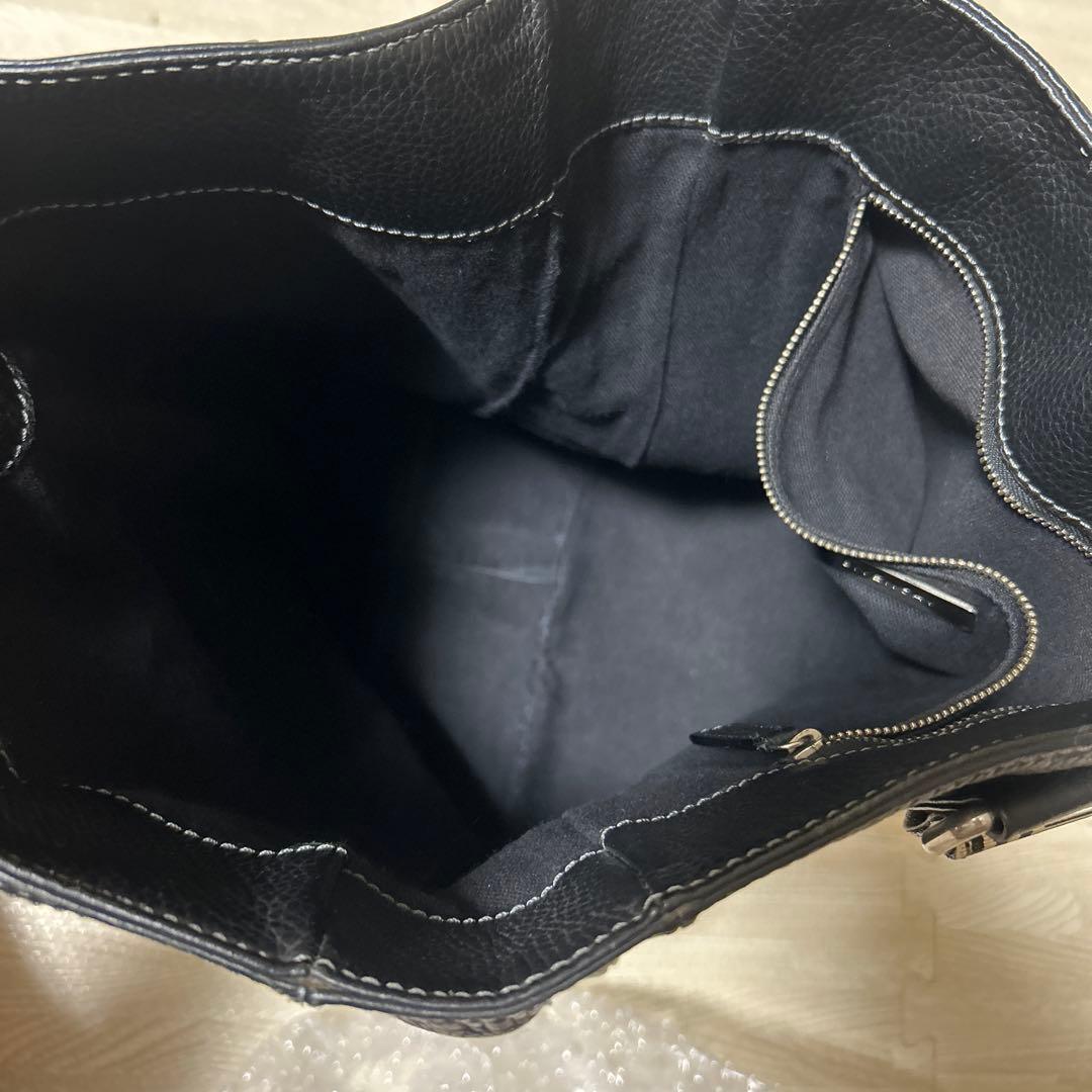 GIVENCHY グレインレザートートバッグ　ブラック