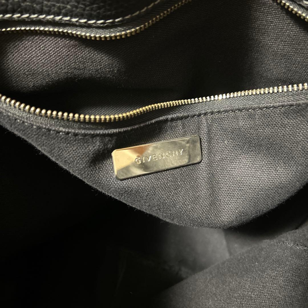 GIVENCHY グレインレザートートバッグ　ブラック