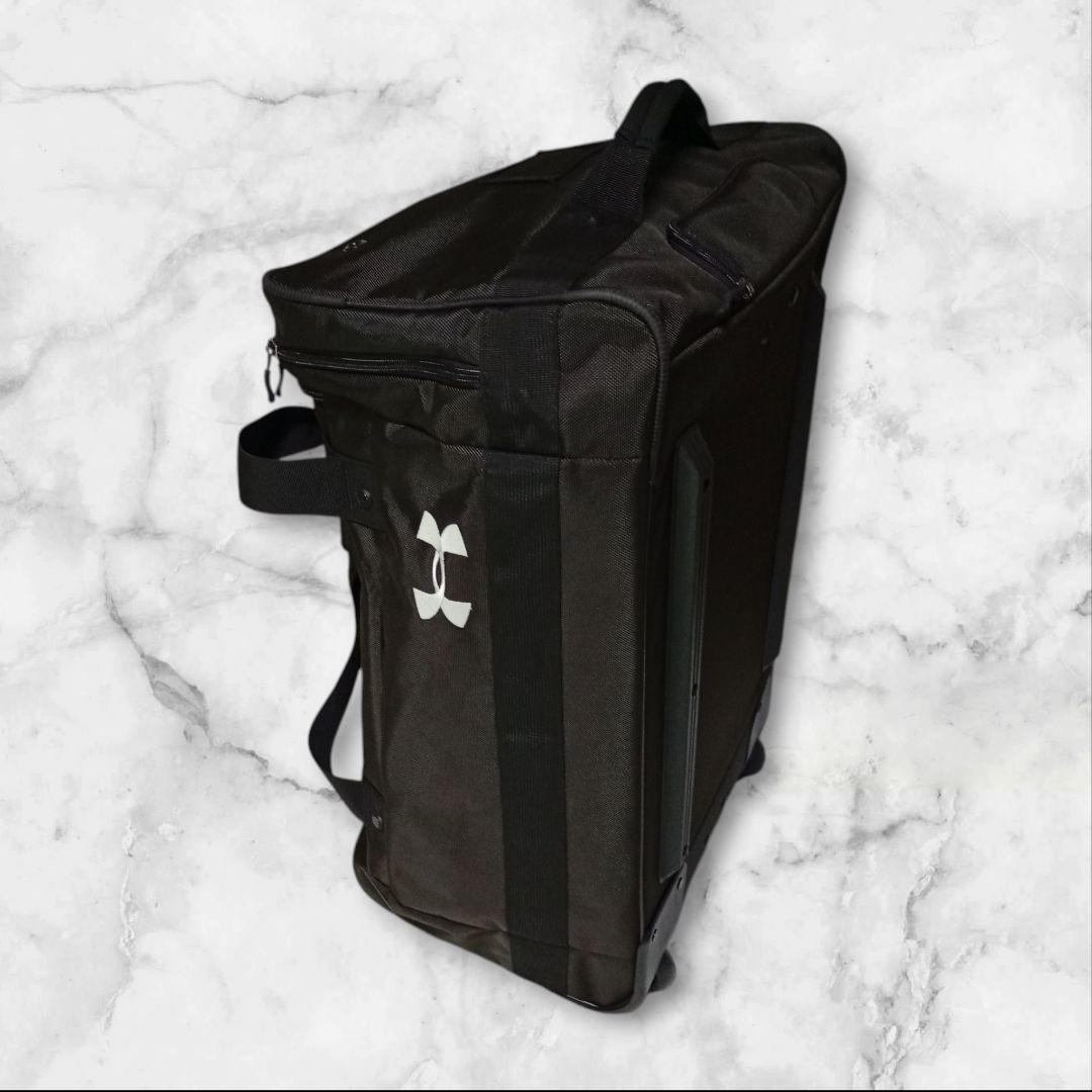UNDER ARMOUR キャリー　バッグ アンダーアーマ 【セール！】