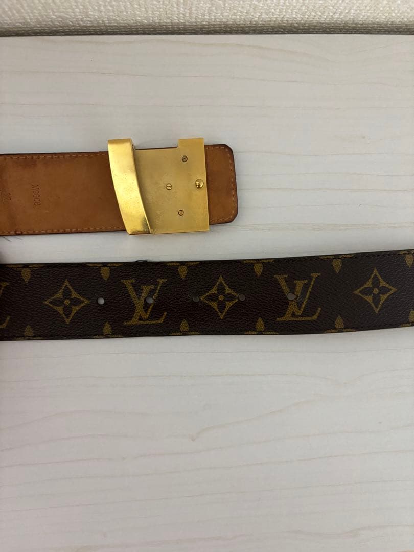 【希少】Louis Vuitton モノグラム LVイニシャル ベルト